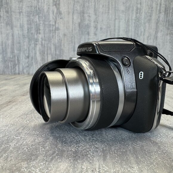 Olympus SP-550UZ 7.1MP Digital Camera with 18x Optical Zoom Tested - Picture 10 of 14